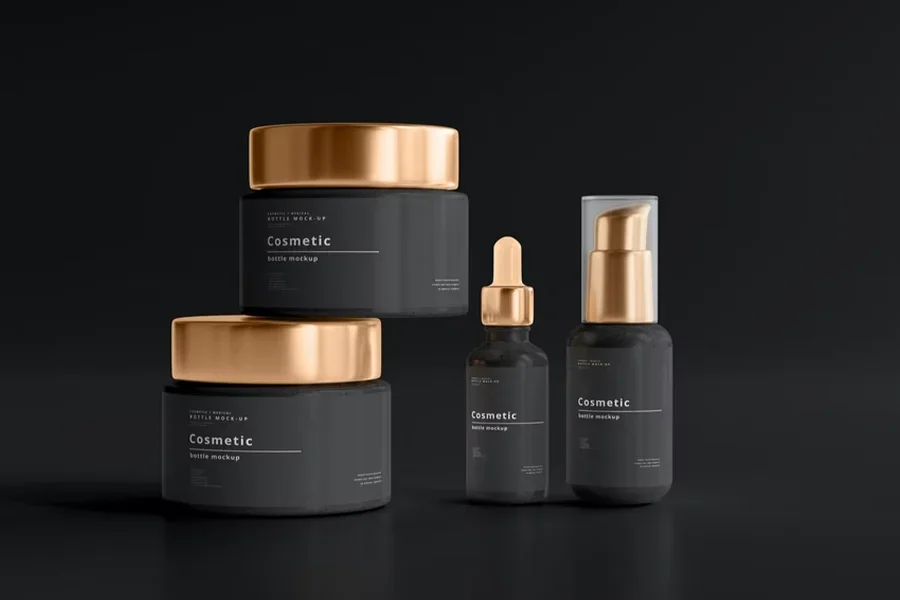 Ensemble de 4 produits de soin dans un emballage noir et or