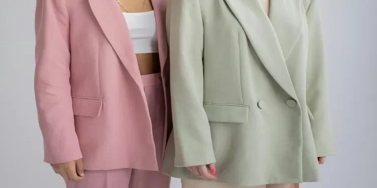 5 interesting trends in women’s suits and sets in 2022