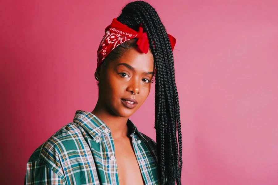 woman-wearing-a-headband-with-braids