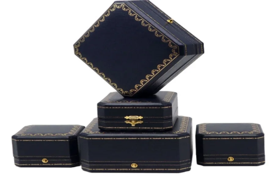 Custom luxury jewelry box packaging