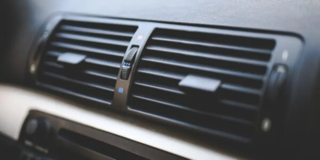 A car air conditioning system