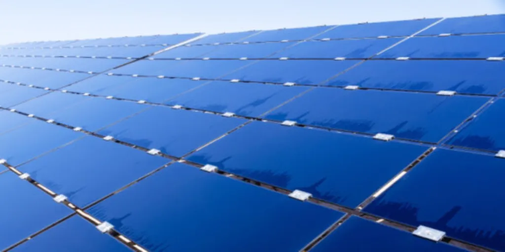 Gereinigte Solarmodule in Nahaufnahme