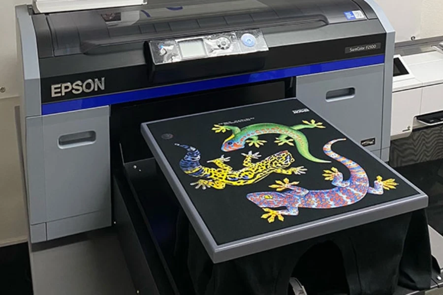 Epson presenta la nueva SureColor F2100, tecnología que imprime  directamente sobre la tela