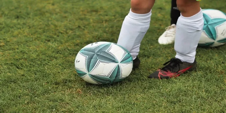ultimate guide to buying soccer shoes