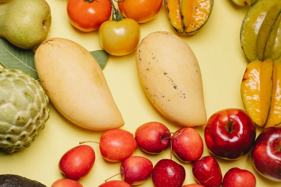 A close-up shot of a bunch of fruits