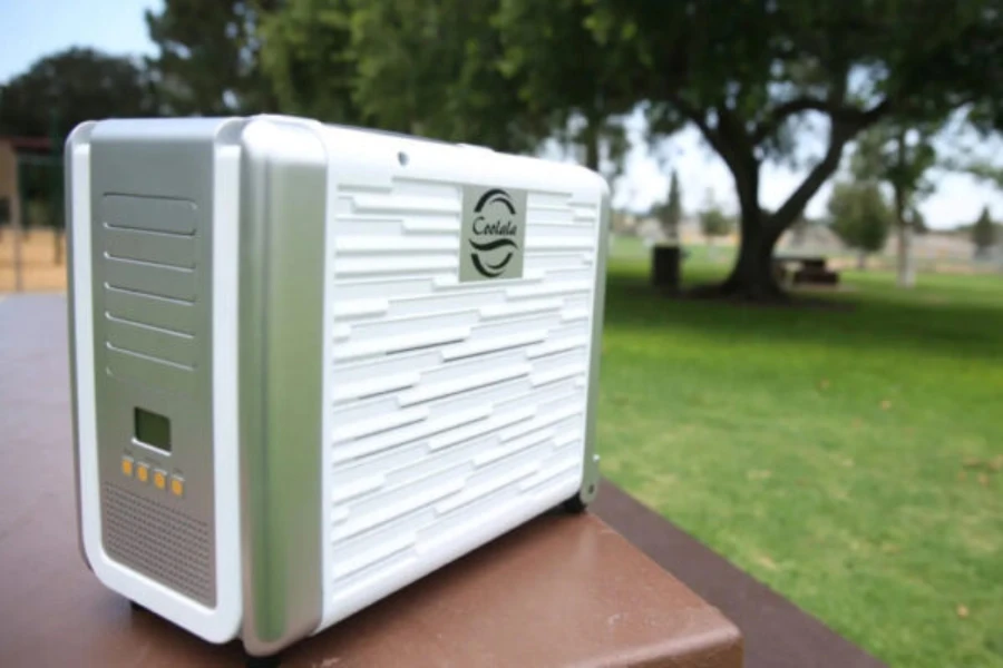 a portable solar-powered air conditioning system