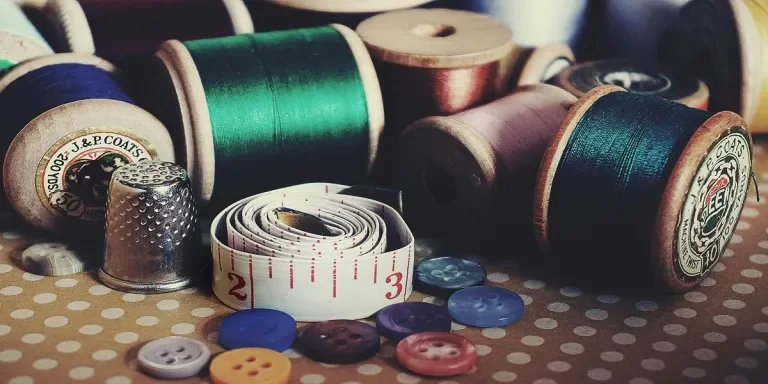 how to select suitable button-making machines