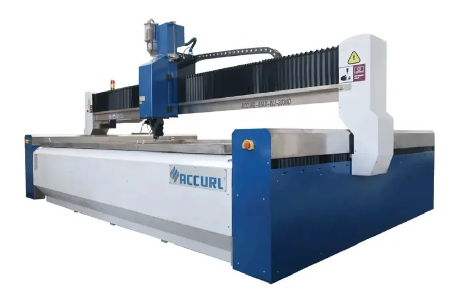 Станок для резки камня на белом фоне