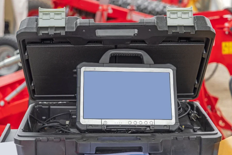 Прочный планшетный компьютер с чехлом