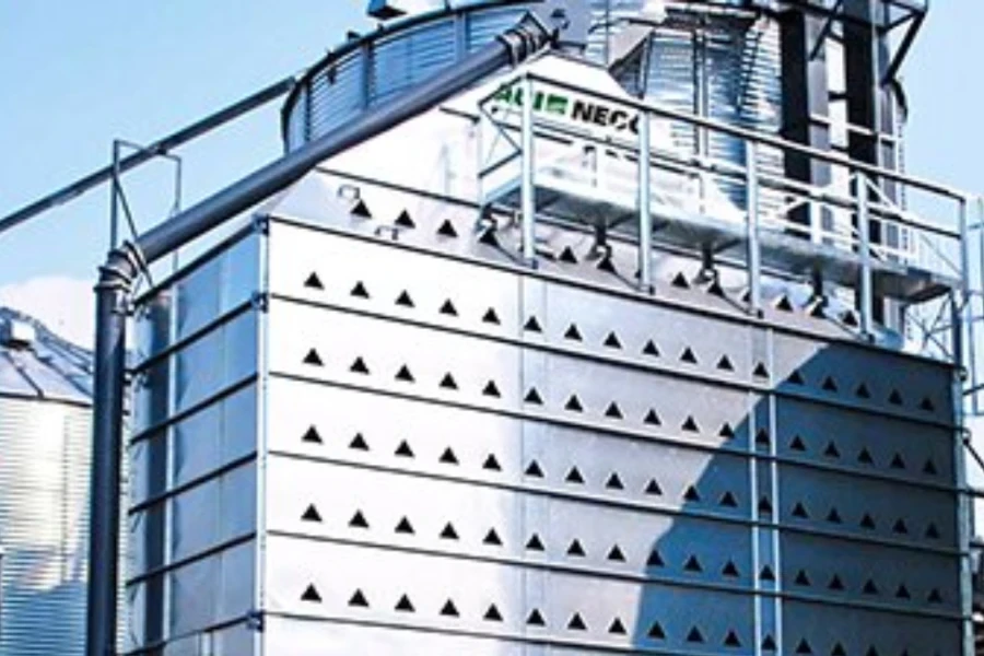 Mixed-flow grain dryer