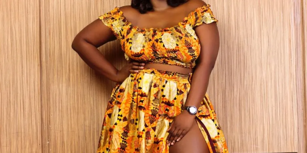plus-sized woman rocking a stunning outfit