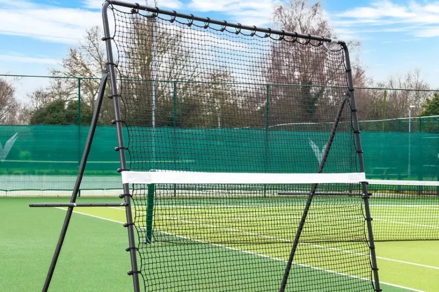 Rebounder net for baseball training