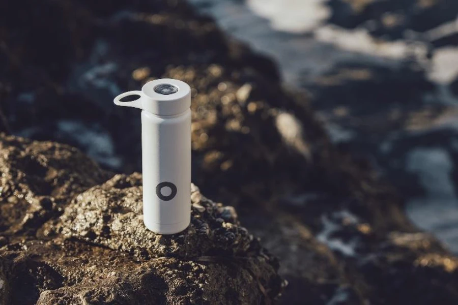White travel thermos with hook