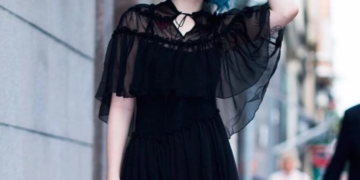 7 Cute & Trendy Female Goth Outfit Ideas in 2024