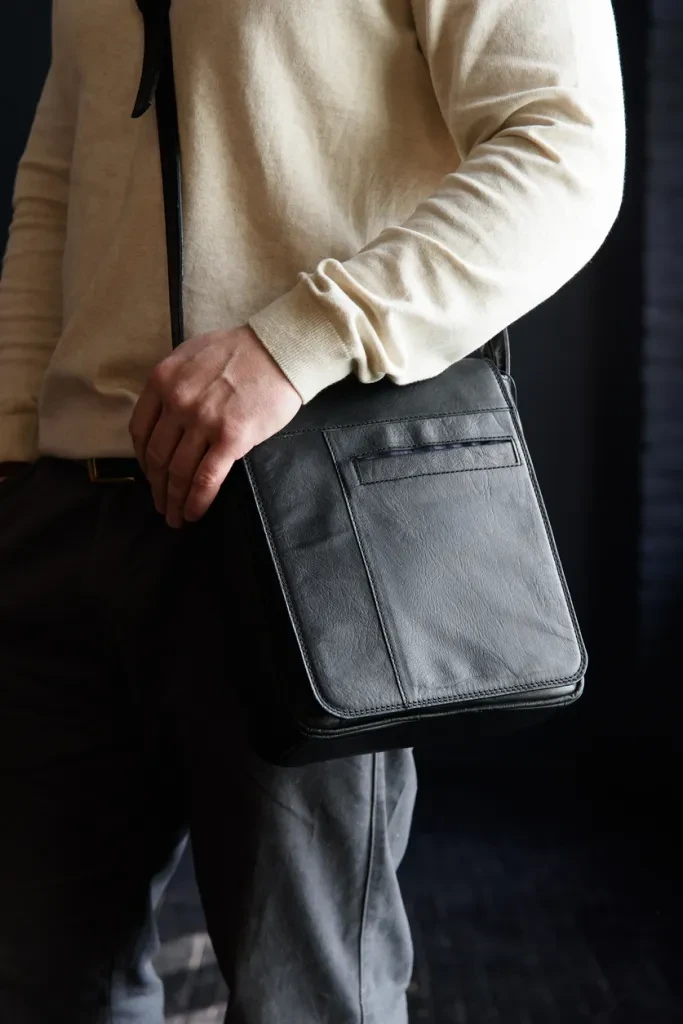 Borsa messenger in pelle a tracolla