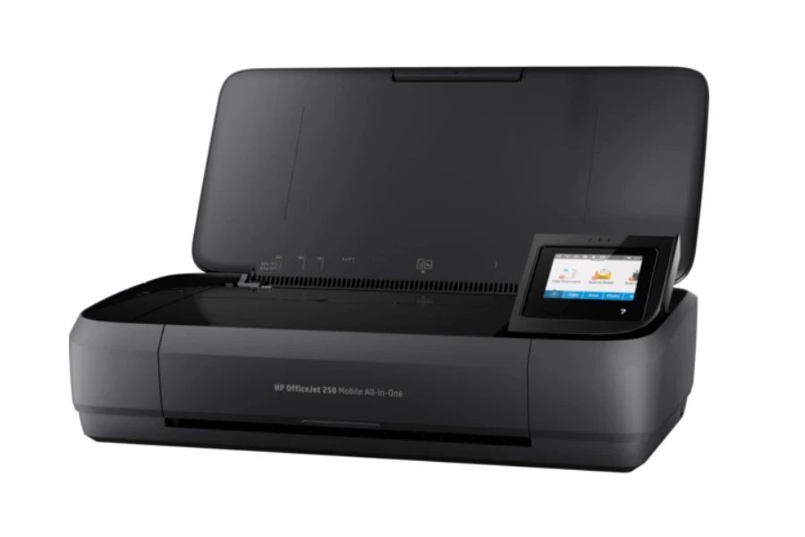 طابعة hp officejet 250 على خلفية بيضاء