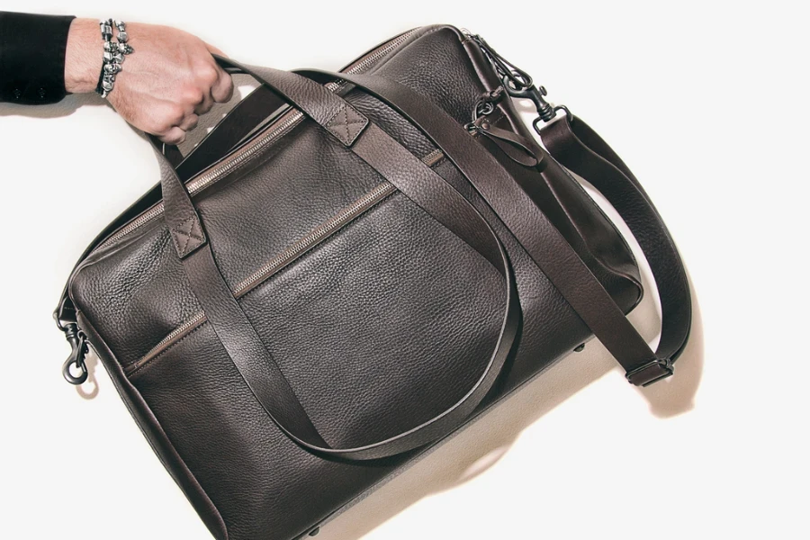 Men’s weekender bags