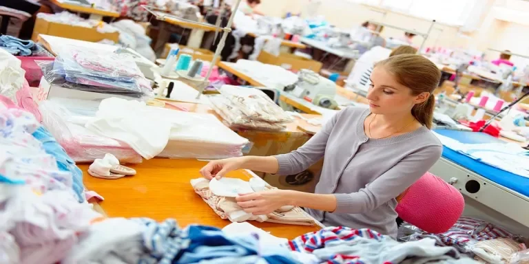 what types of machines are needed for a garment factory