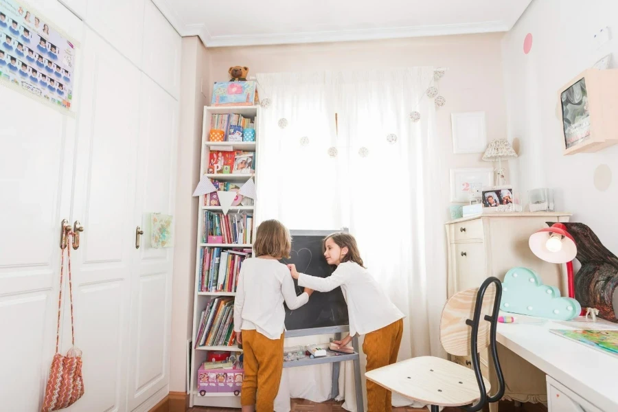 Un espace de rangement pour bibliothèque d'organisation d'étude