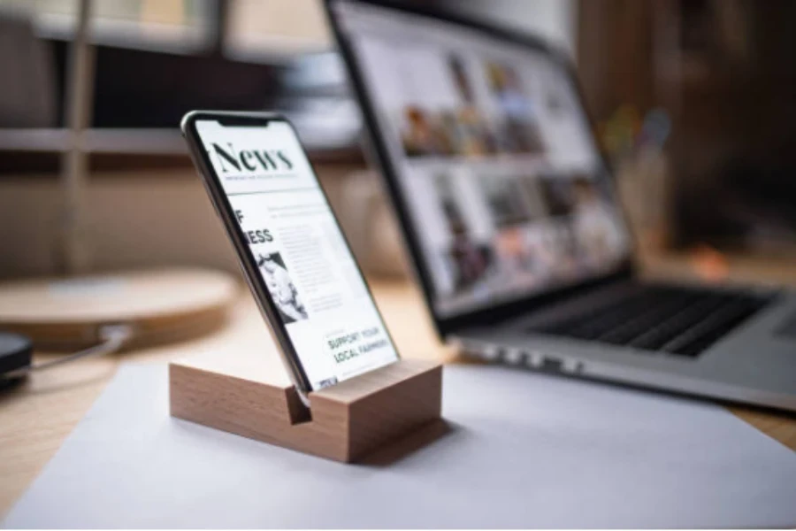 mobile phone stand