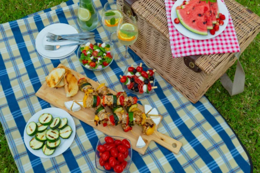 Chalupa - Mantas de Picnic impermeables con arnés para