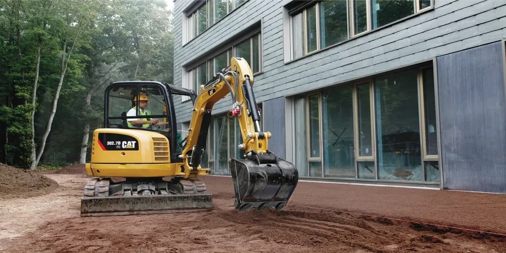 the top 5 advantages of mini excavators