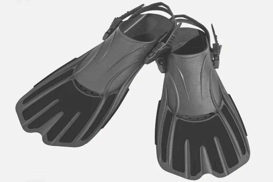 Adjustable snorkel fins for swim training