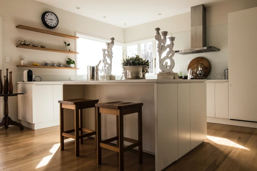 Backless wooden breakfast bar stools