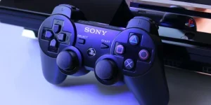 handheld gamer player