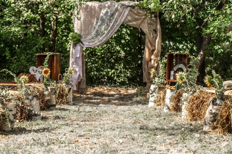 Nature-themed wedding decor