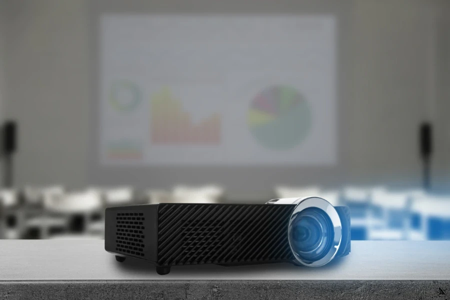 The Complete Guide To Choosing the Best Portable Projectors - Alibaba.com  Reads