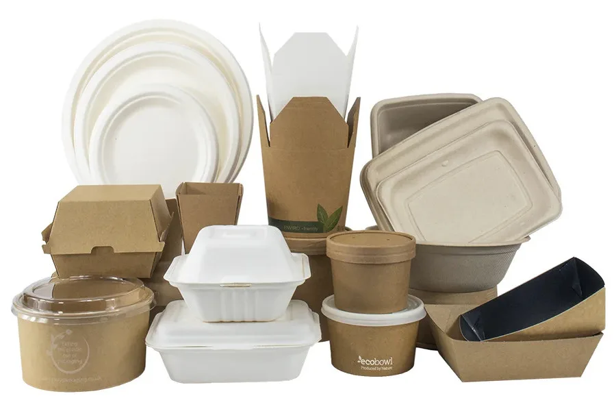Takeaway food containers in different shapes and sizes