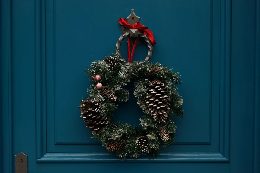 A green and brown Christmas wreath
