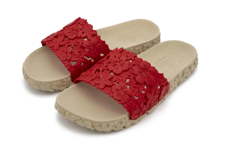 Eco-friendly women's recovery slides for indoor and outdoor use