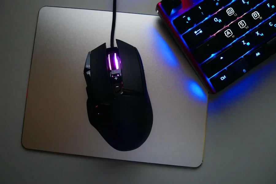 combinação de teclado e mouse