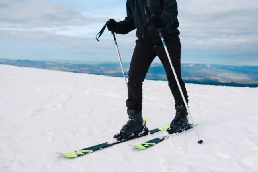 Skier with an accurate DIN binding setting
