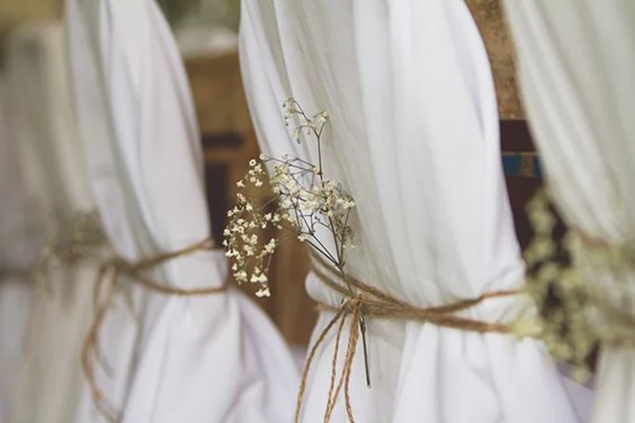 cubierta de la silla de la boda