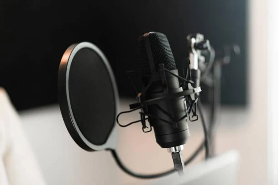 A recording microphone for podcast