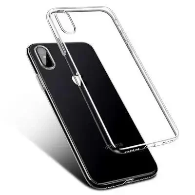 Une coque de smartphone en polycarbonate transparent disposée autour d'un smartphone noir