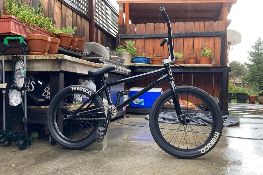 FitBikeCo STR BMX da strada