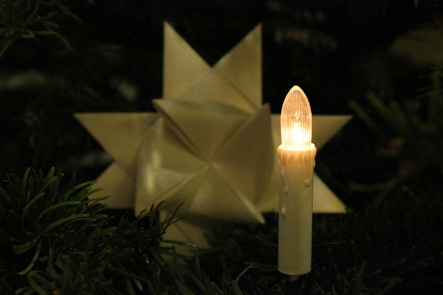 A flameless Christmas decoration candle