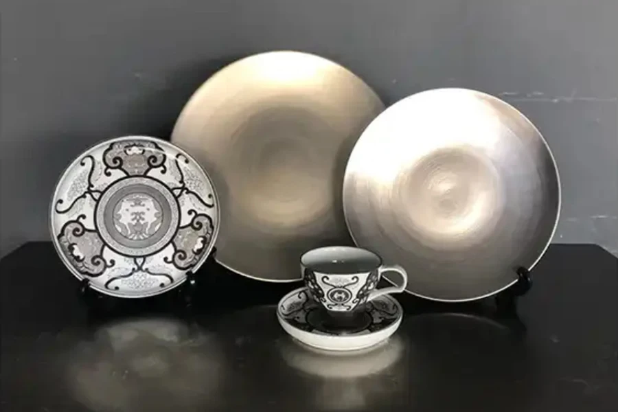 dinnerware set