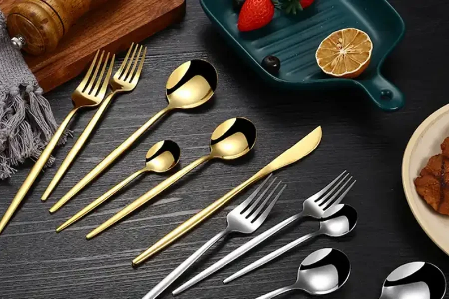 flatware set