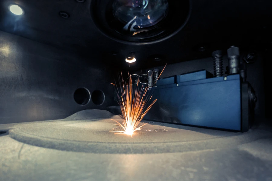 Laser sintering machine for metals