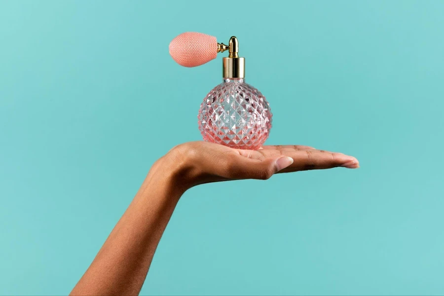 bouteille de parfum en verre vintage, atomiseur à ampoule à presser rose