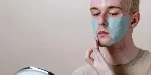 4-essential-anti-aging-skincare-product-trends-20