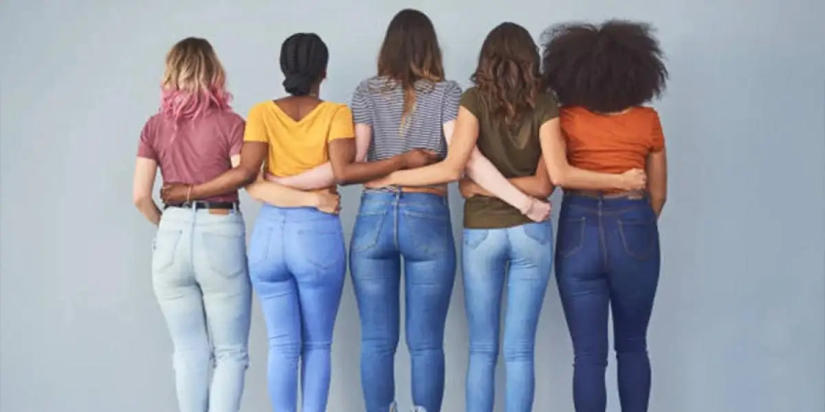 Nuevos Pantalones Cortos Deportivos De Cintura Media Para Mujer Pantalones  2023