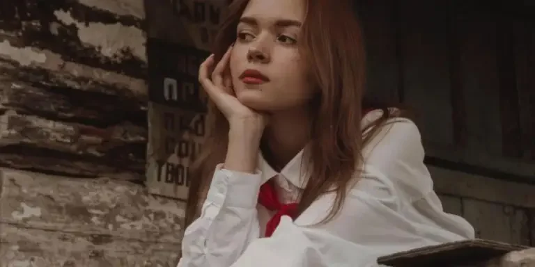 5-breathtaking-young-womens-modern-academia-appar