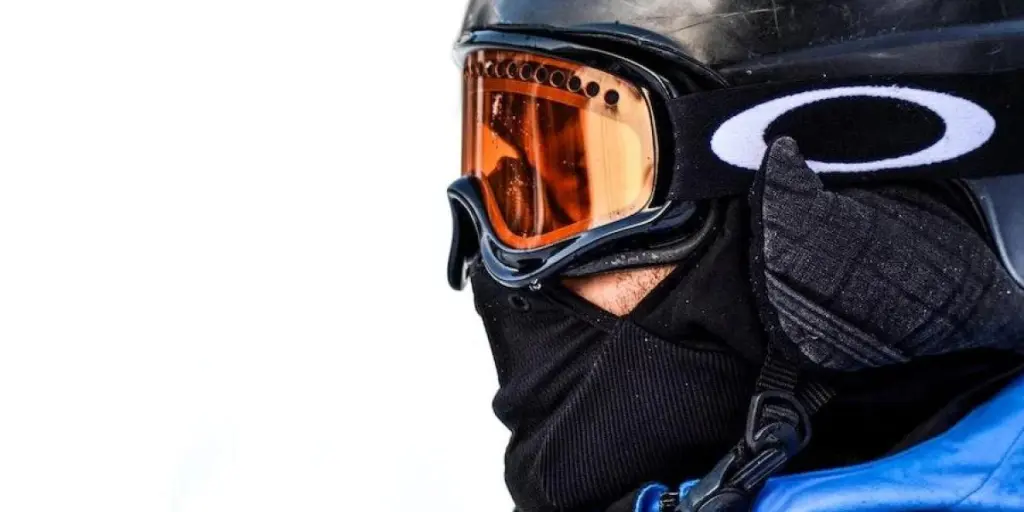 5-remarkable-winter-face-masks-for-skiing-in-2023