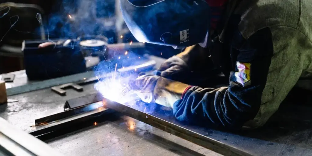 5-types-of-welding-machines-you-need-to-know